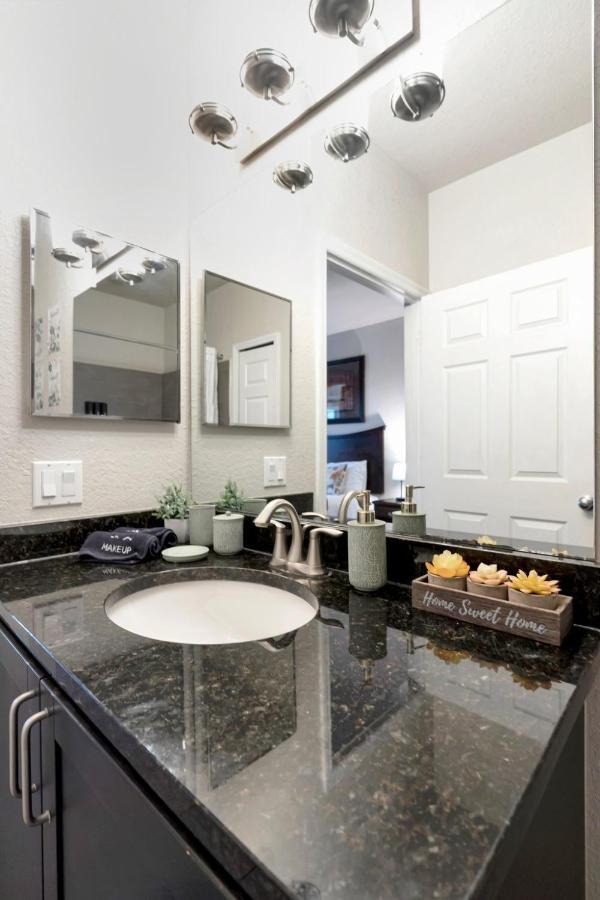 Tropical 3Br Suite-2 Resort Style Pools-5 Mil To Bay-Gym-Close To Beach Tampa Esterno foto