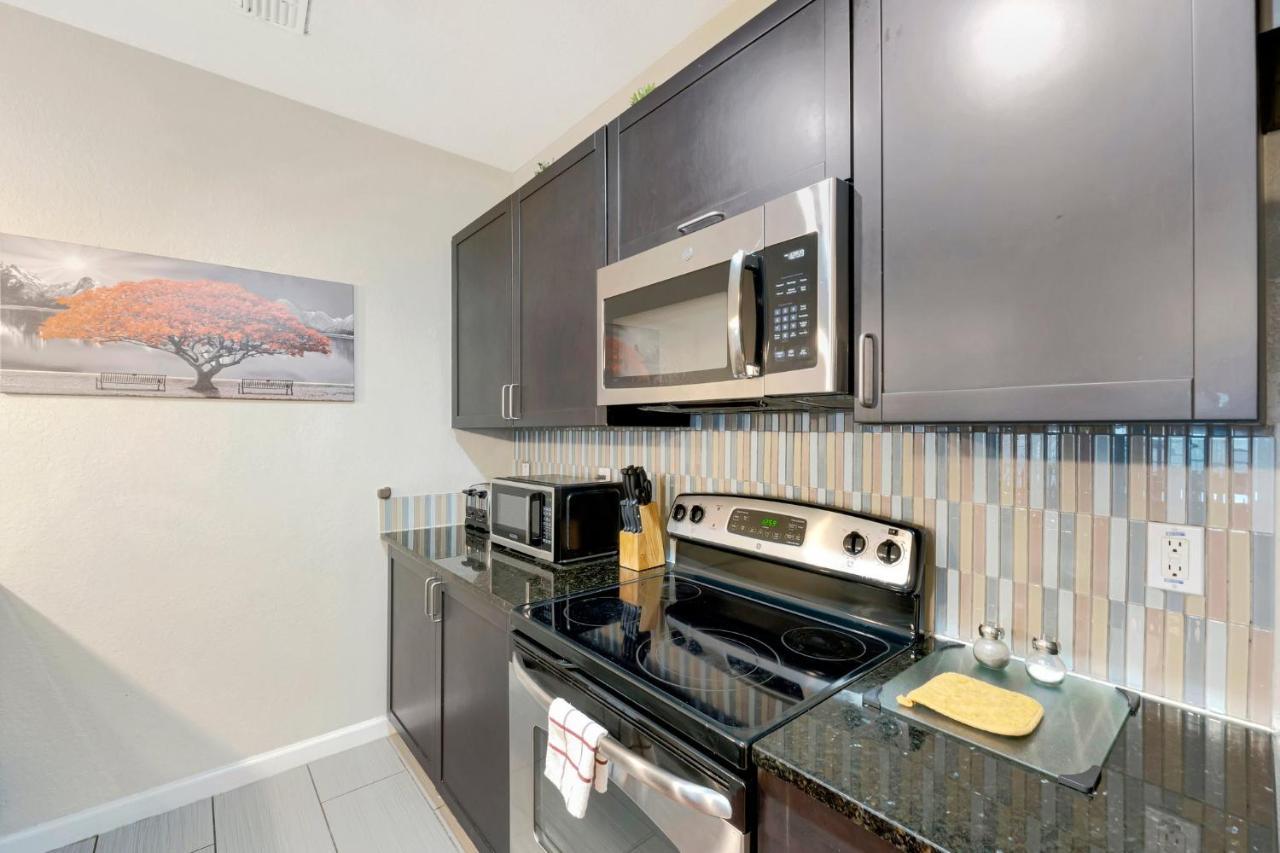 Tropical 3Br Suite-2 Resort Style Pools-5 Mil To Bay-Gym-Close To Beach Tampa Esterno foto