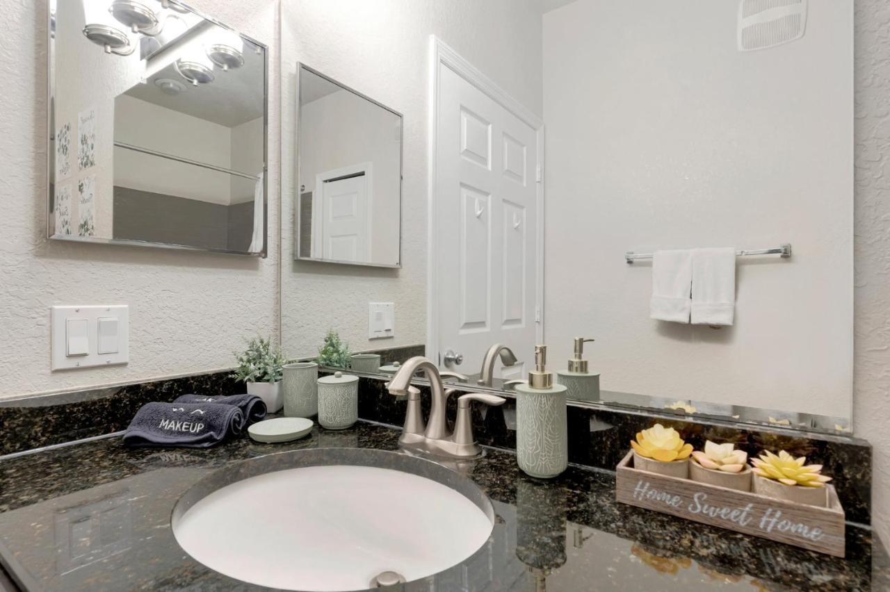 Tropical 3Br Suite-2 Resort Style Pools-5 Mil To Bay-Gym-Close To Beach Tampa Esterno foto