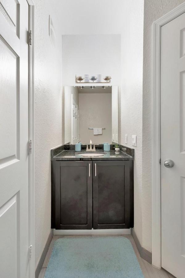 Tropical 3Br Suite-2 Resort Style Pools-5 Mil To Bay-Gym-Close To Beach Tampa Esterno foto